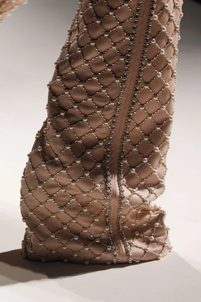 Look 36